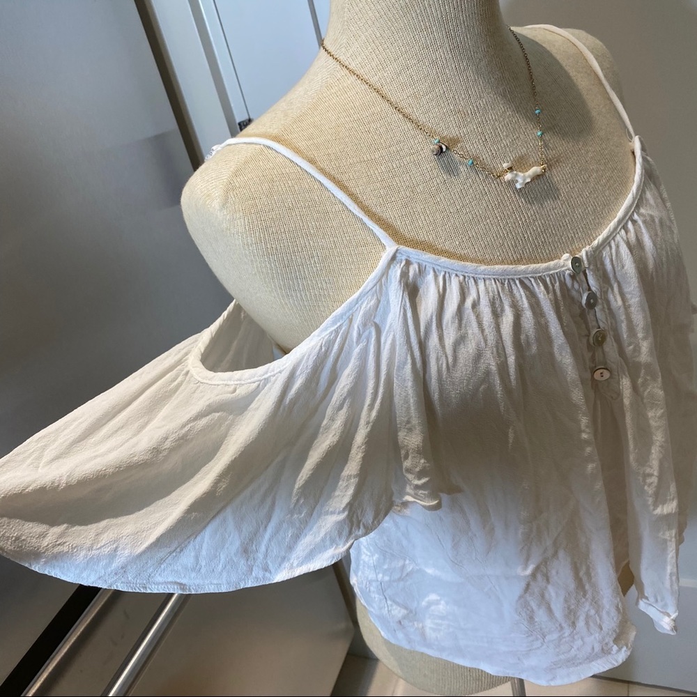 Cold Shoulder Flutter Top - Picture 7 of 11